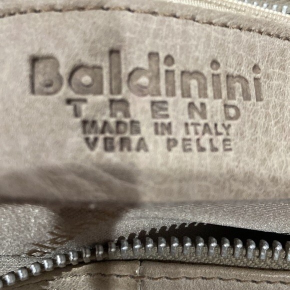 Balding Satchel with Crossbody Strap - Picture 7 of 9
